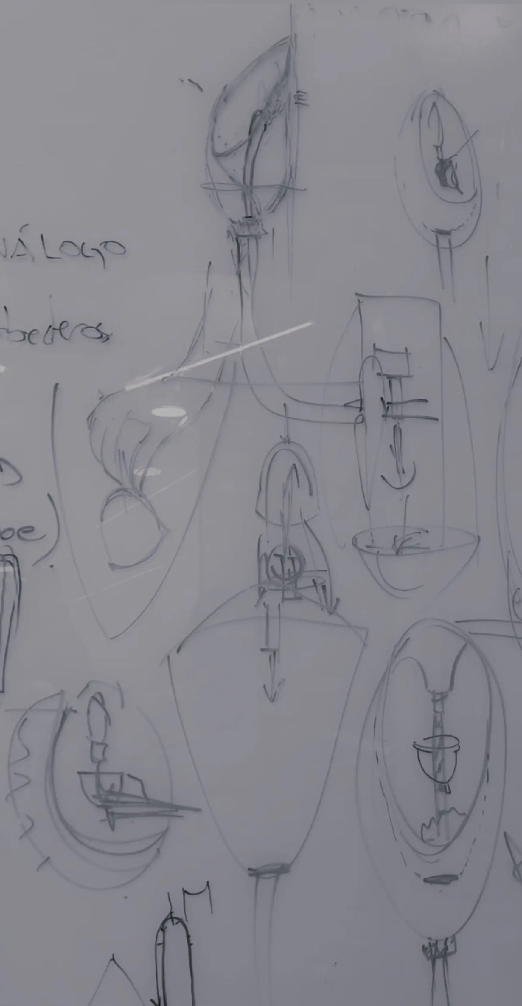 Bocetos del proceso de diseño